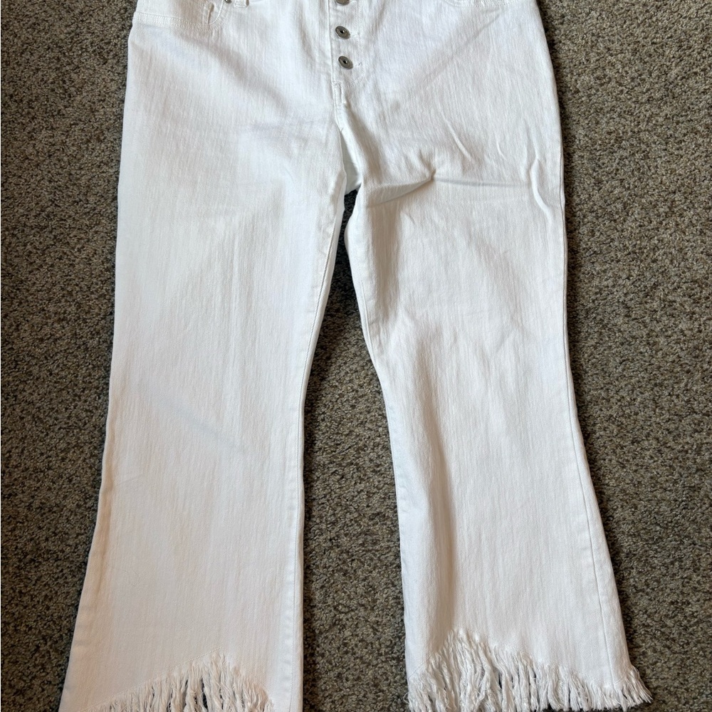 White Flare Wide Leg Jeans with Frayed Hem